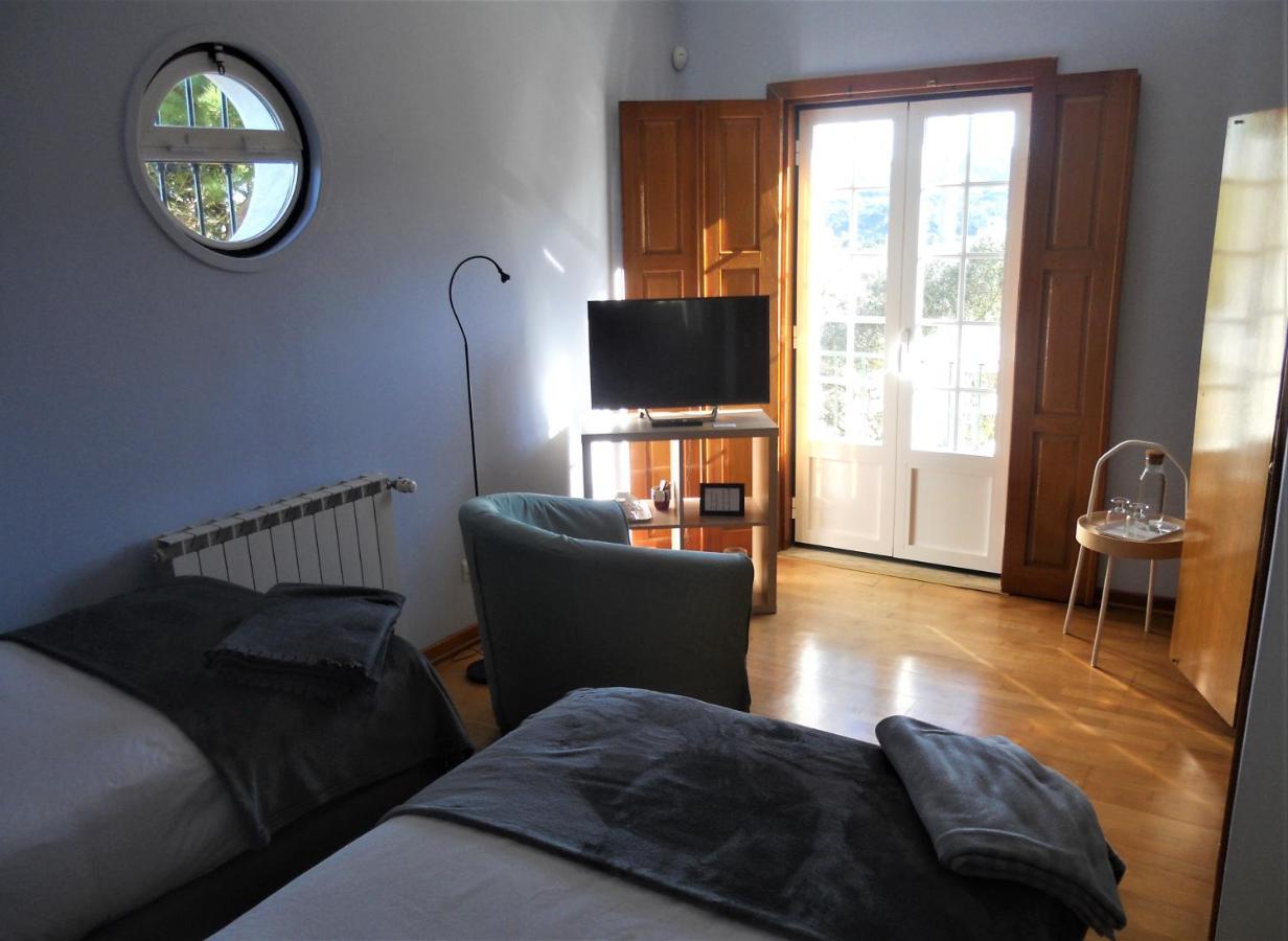 Galo Preto - Bed & Breakfast Sintra