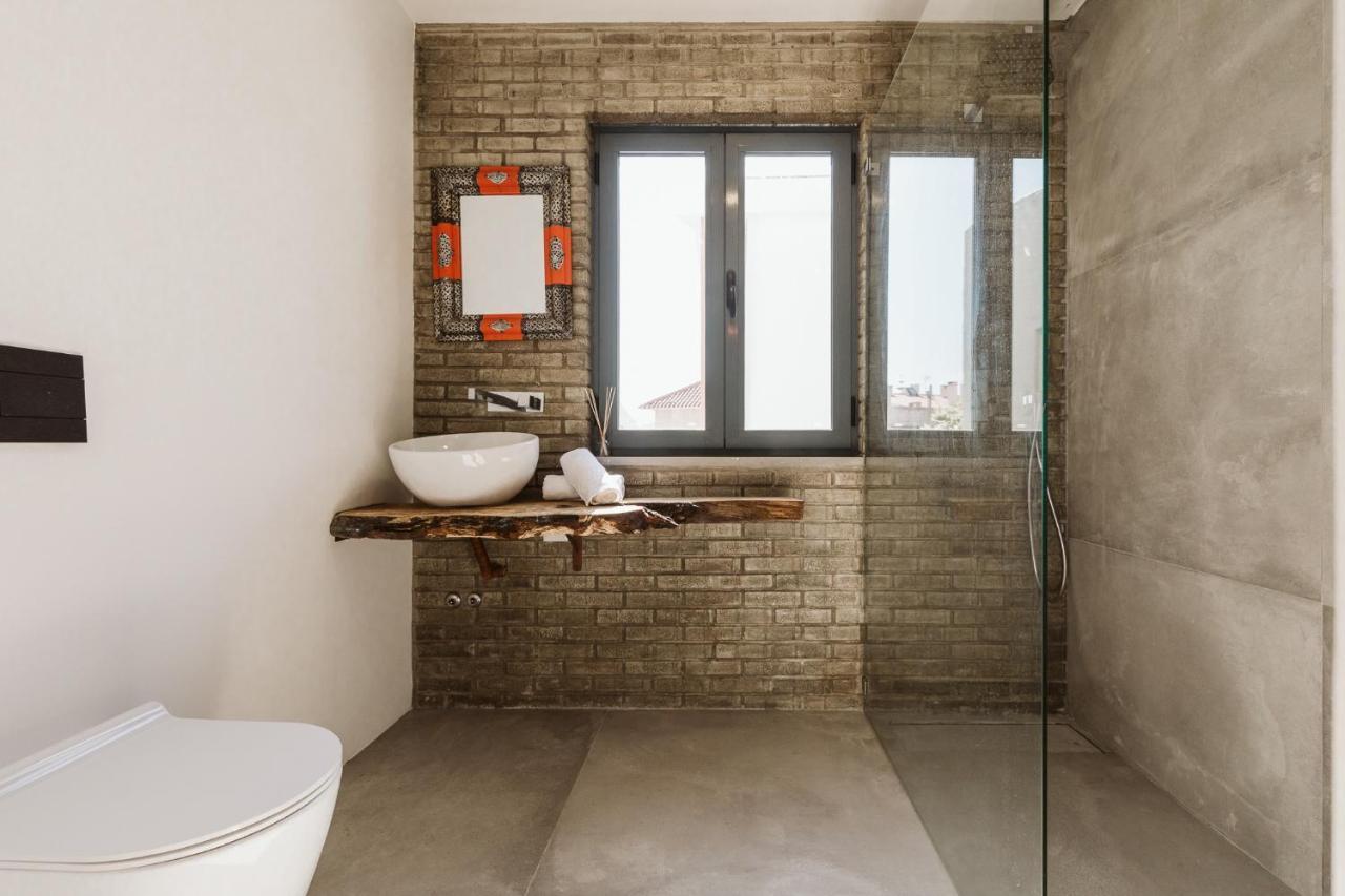 Naga Laut Surf Villa