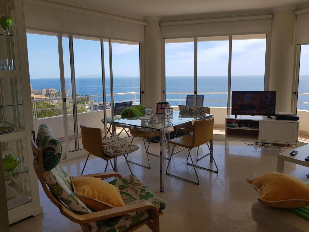 The Sunrise Of Your Dreams With Total Ocean View With New Modern Kitchens Appartement Funchal (Madeira)