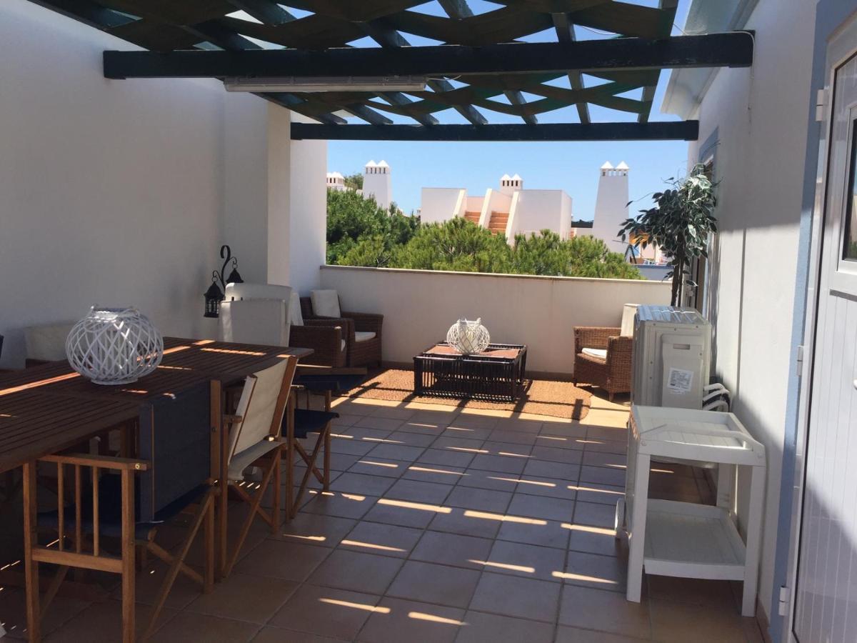 Garden Villa, Cosy House By The Sea Holiday home Praia Verde