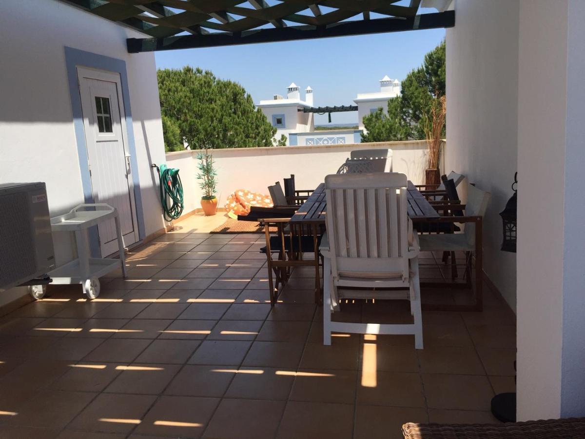 Garden Villa, Cosy House By The Sea Holiday home Praia Verde