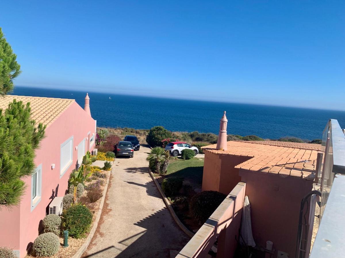 Casadaluz 86: Porto Dona Maria Oceanfront Retreat *