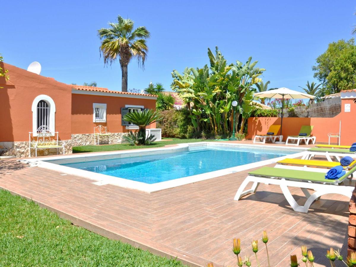 Villa In A Quiet Area With Private Pool Near The Golf Courses And The Marina * Vilamoura