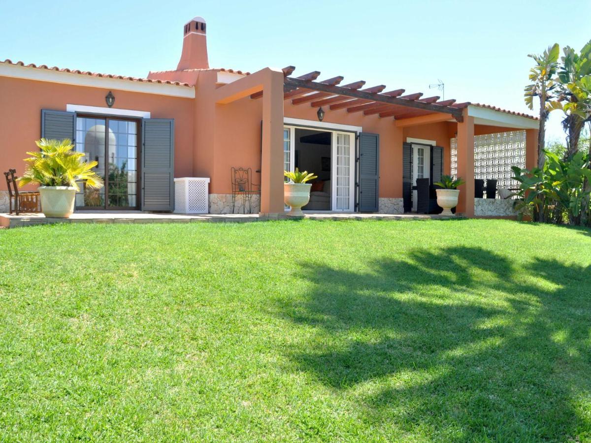 Villa In A Quiet Area With Private Pool Near The Golf Courses And The Marina Villa Vilamoura