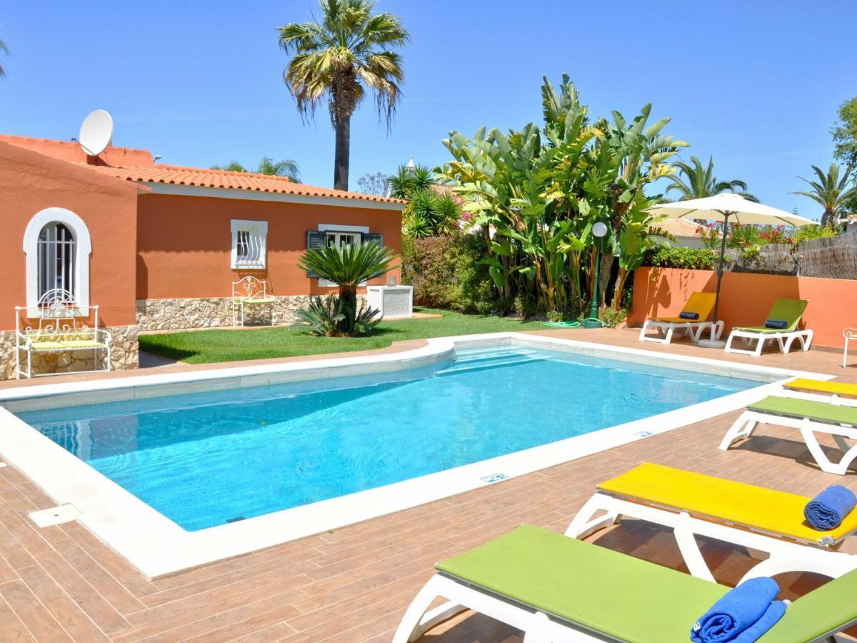 Villa Villa In A Quiet Area With Private Pool Near The Golf Courses And The Marina *
