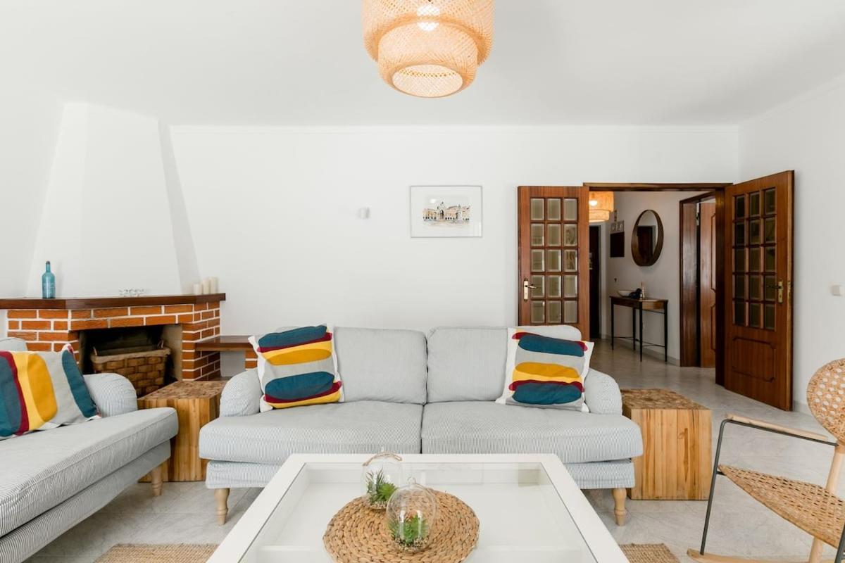 Villa Beachfront With Private Pool In Manta Rota *
