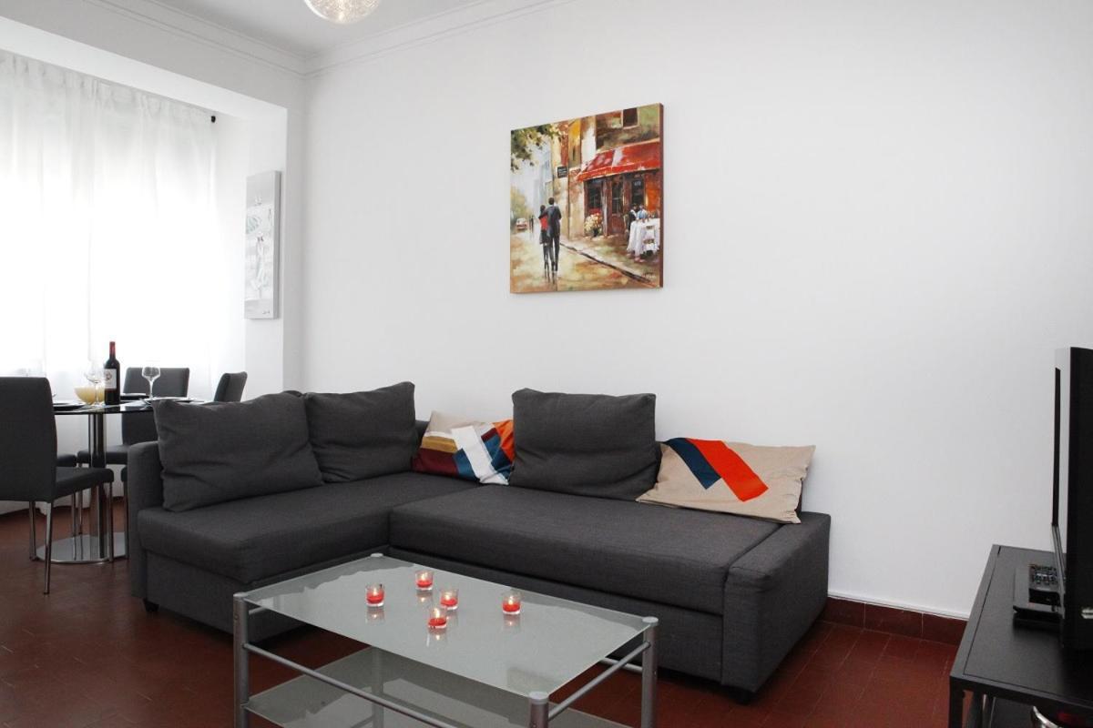 Apartment Comfortable And Central Cascais