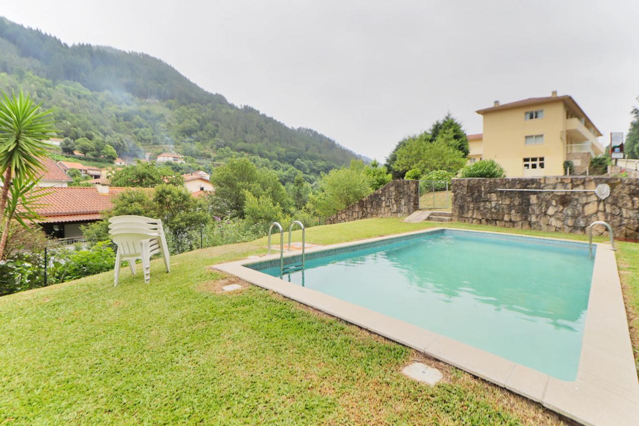 Aparthotel Geres Geres