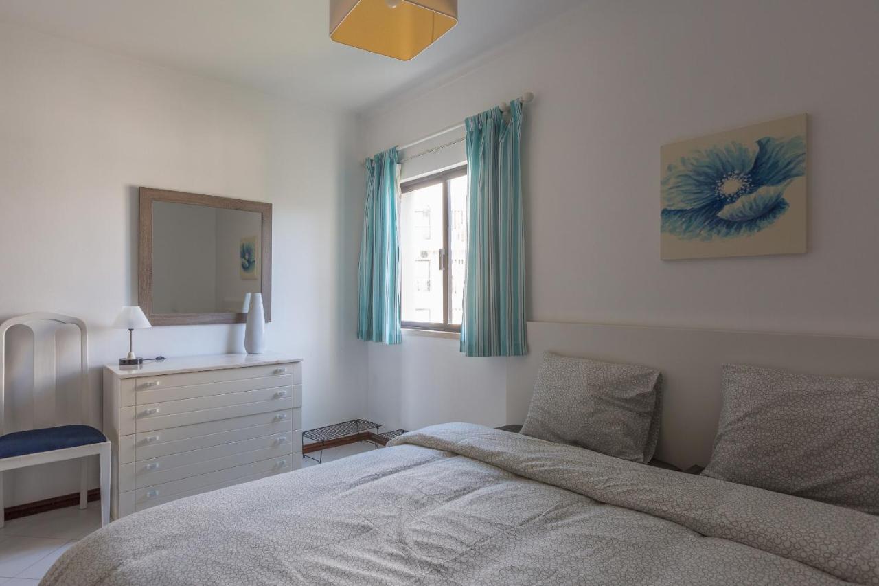 Modern Floor 60m2 - Balcony With Pool & Sea View - Apartamento
