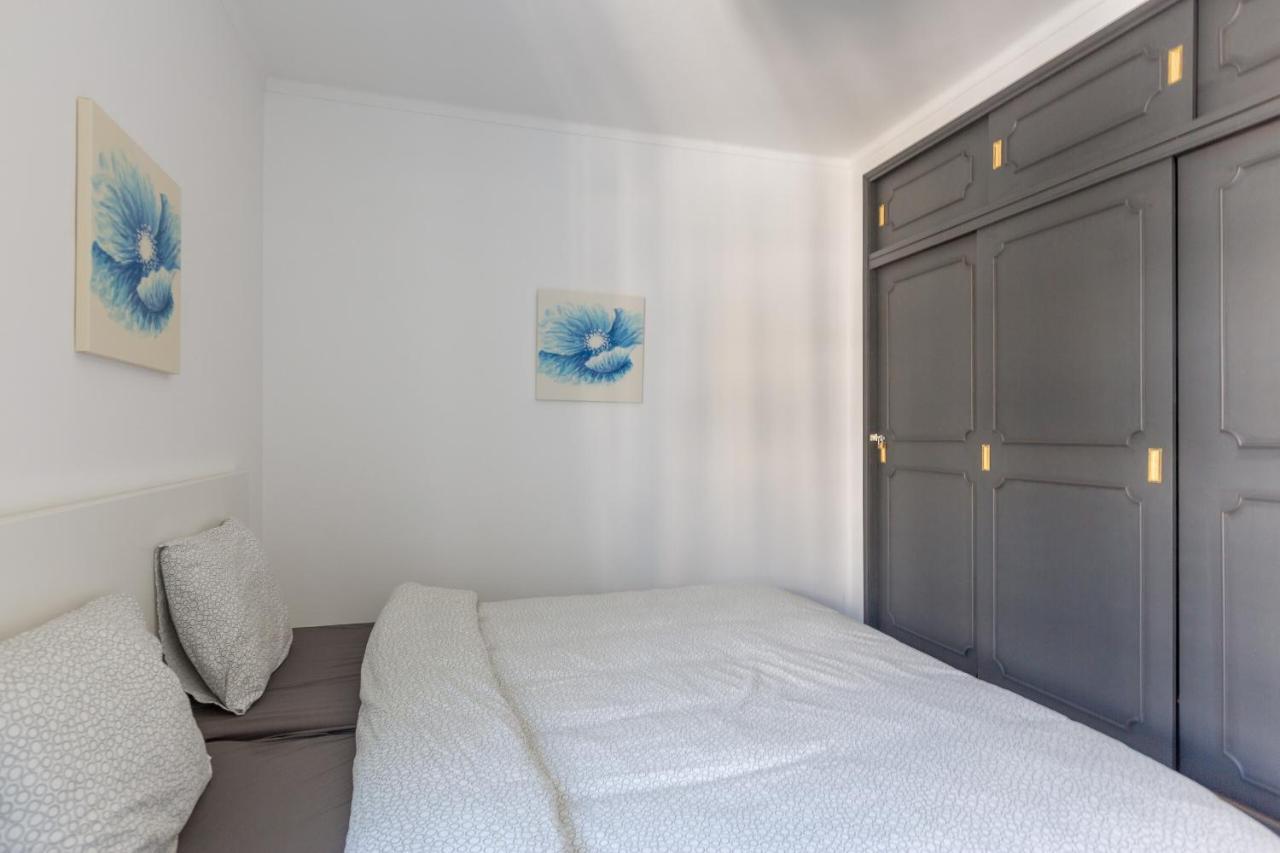 Modern Floor 60m2 - Balcony With Pool & Sea View - *