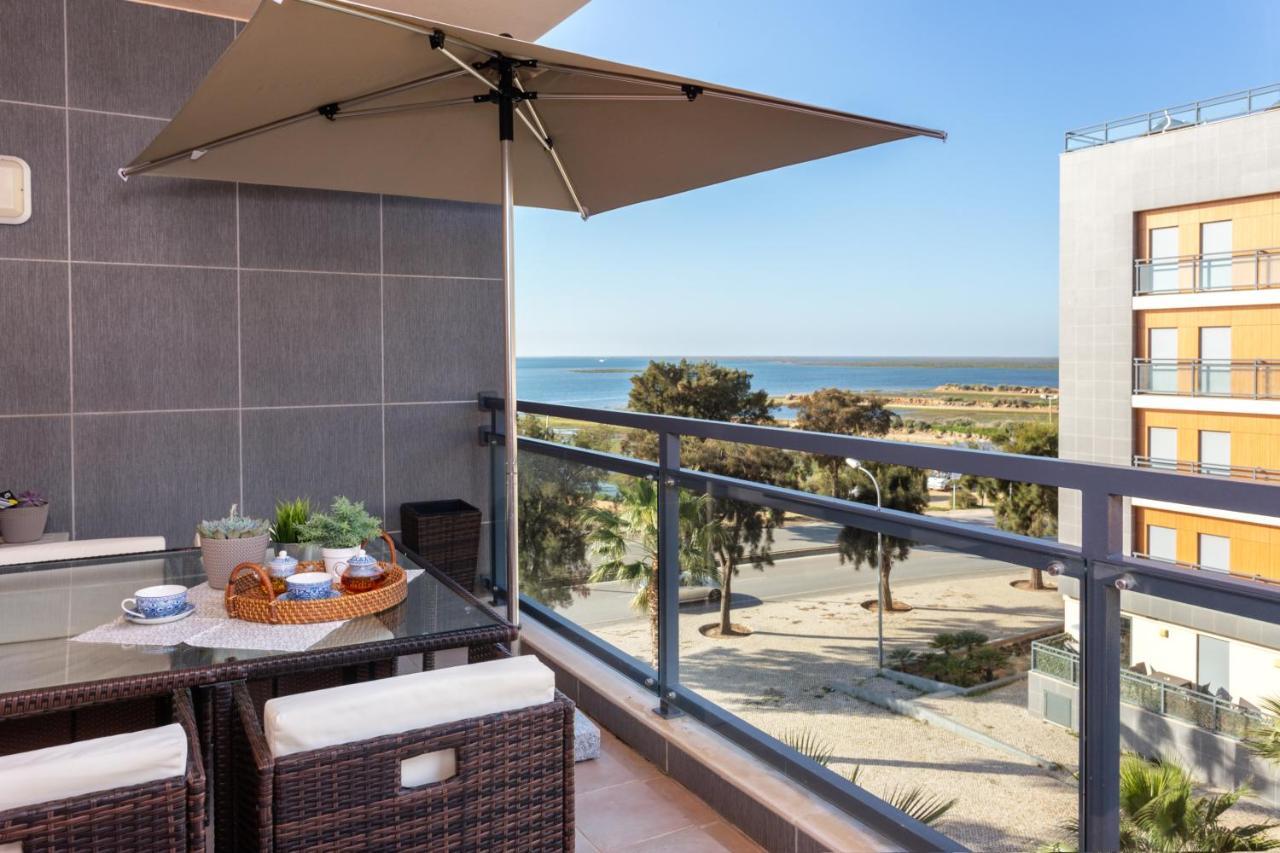 Privilege Folha De Louro With Rooftop Pool, Village Marina -