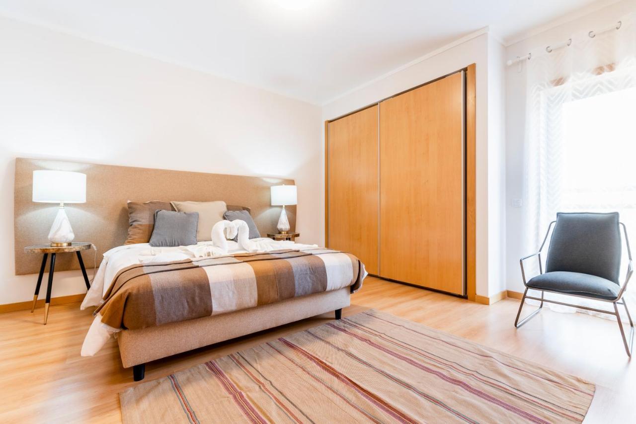 Apartment Oceanfront: Luxury Spectacular Sea Views And Pool Olhao