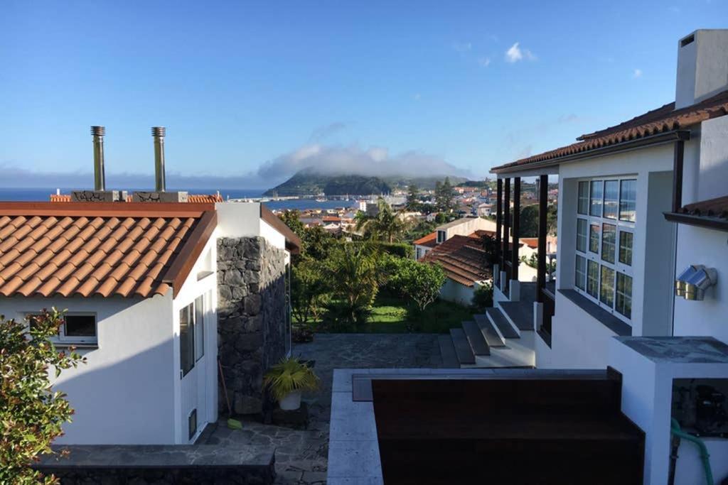 Summer House With Bbq And Garden Horta (Azores)