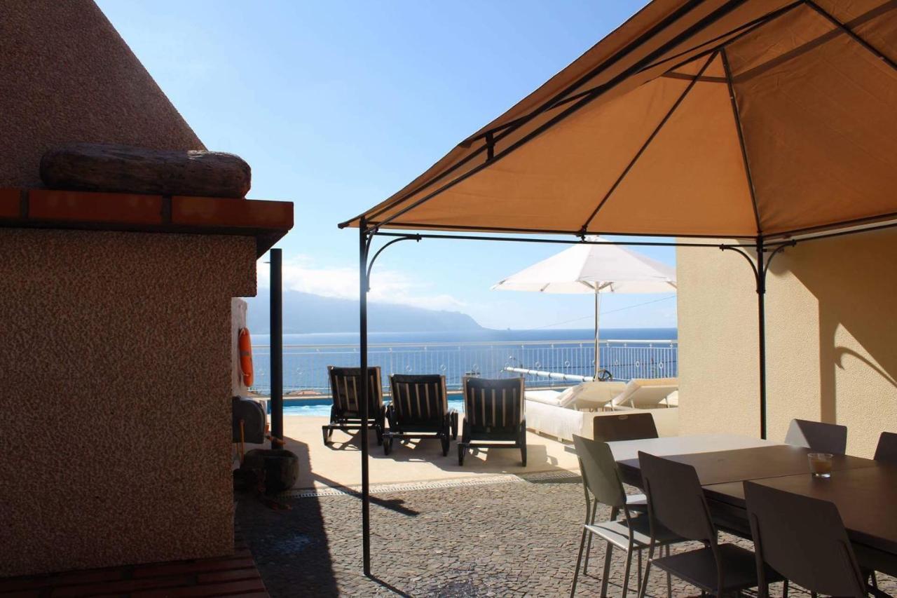 Quinze - Luxurious 3 Bedroom With Private Pool And Games & Amazing Views Villa *