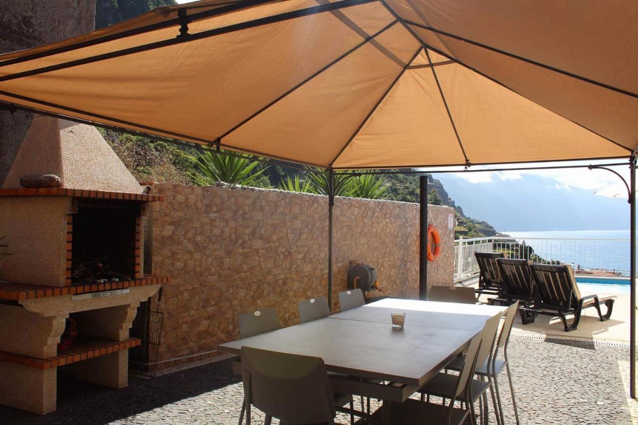 Quinze - Luxurious 3 Bedroom With Private Pool And Games & Amazing Views Villa *