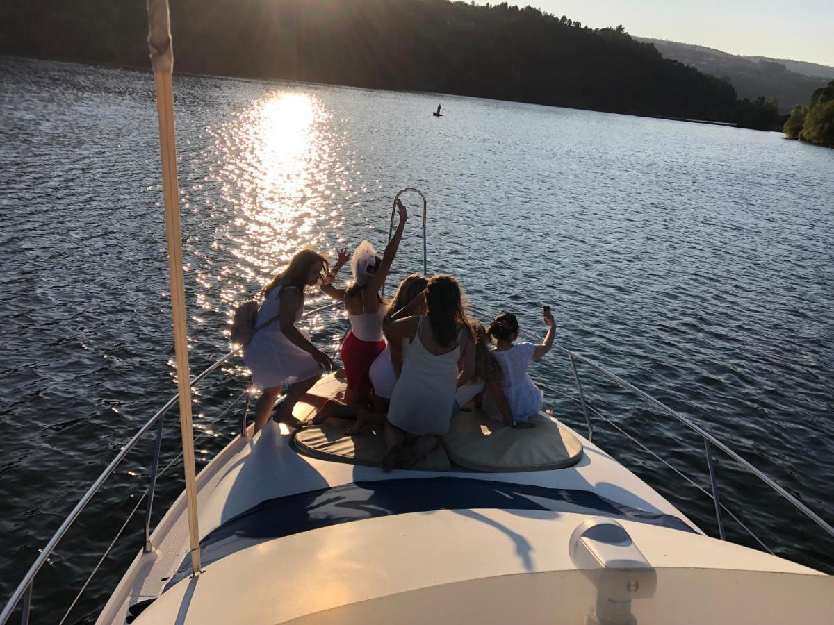 Aquadouro Yacht Radames - Sleep Boat Experience *