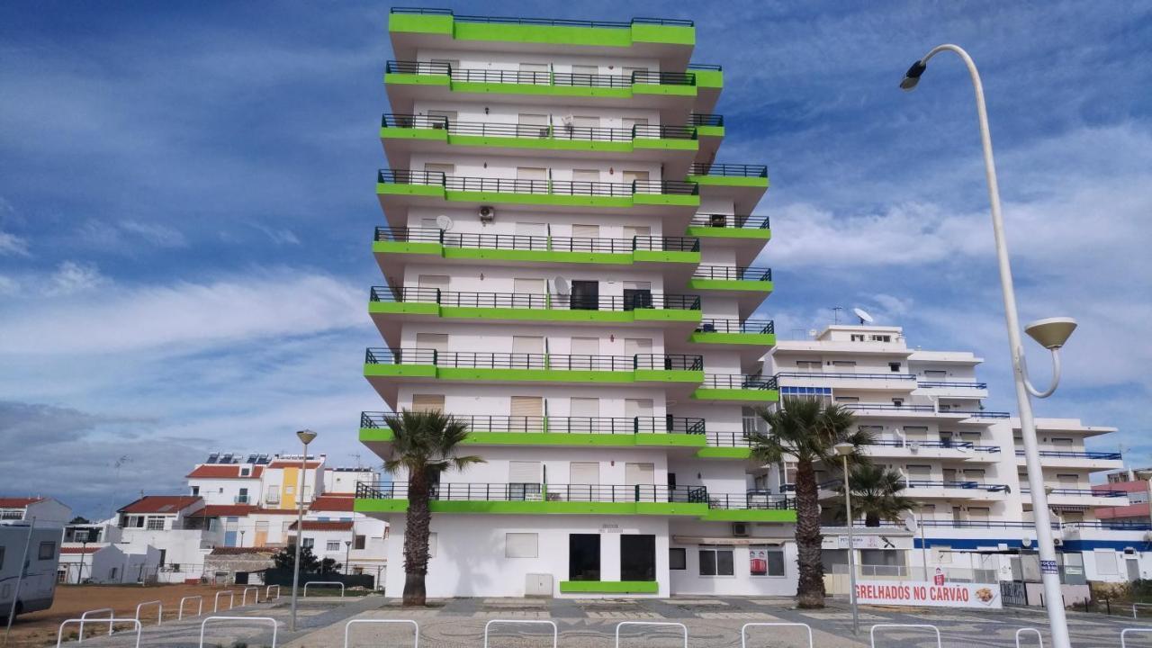 T2 Frente Mar Monte Gordo