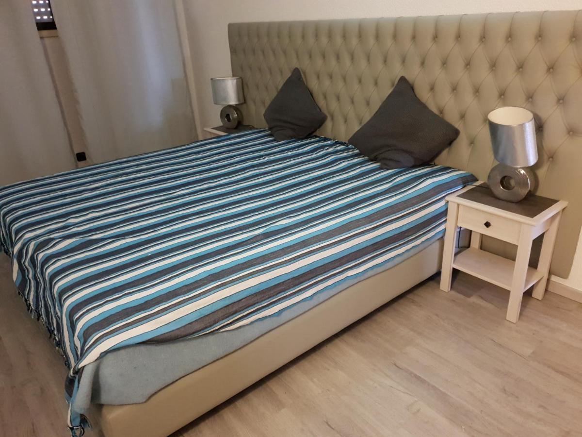 Qiu Apartment *