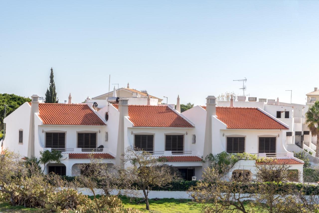 Pinto Apartment *