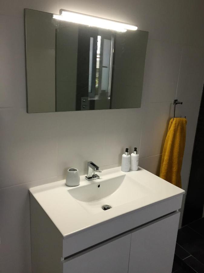 Quinze, Contemporary Designed With Swimming Pool Chalet Ponta Delgada (Madeira)