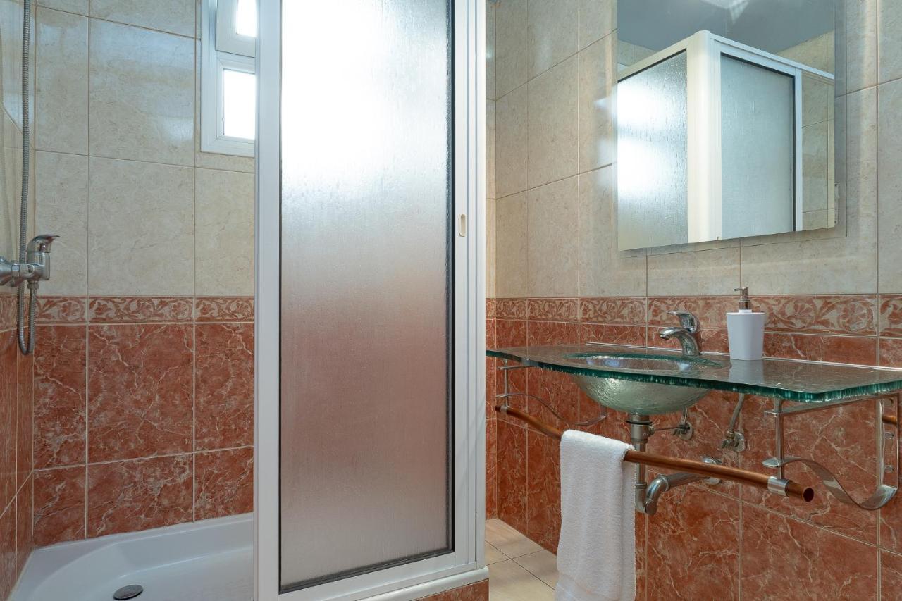 Villa Charming In Funchal