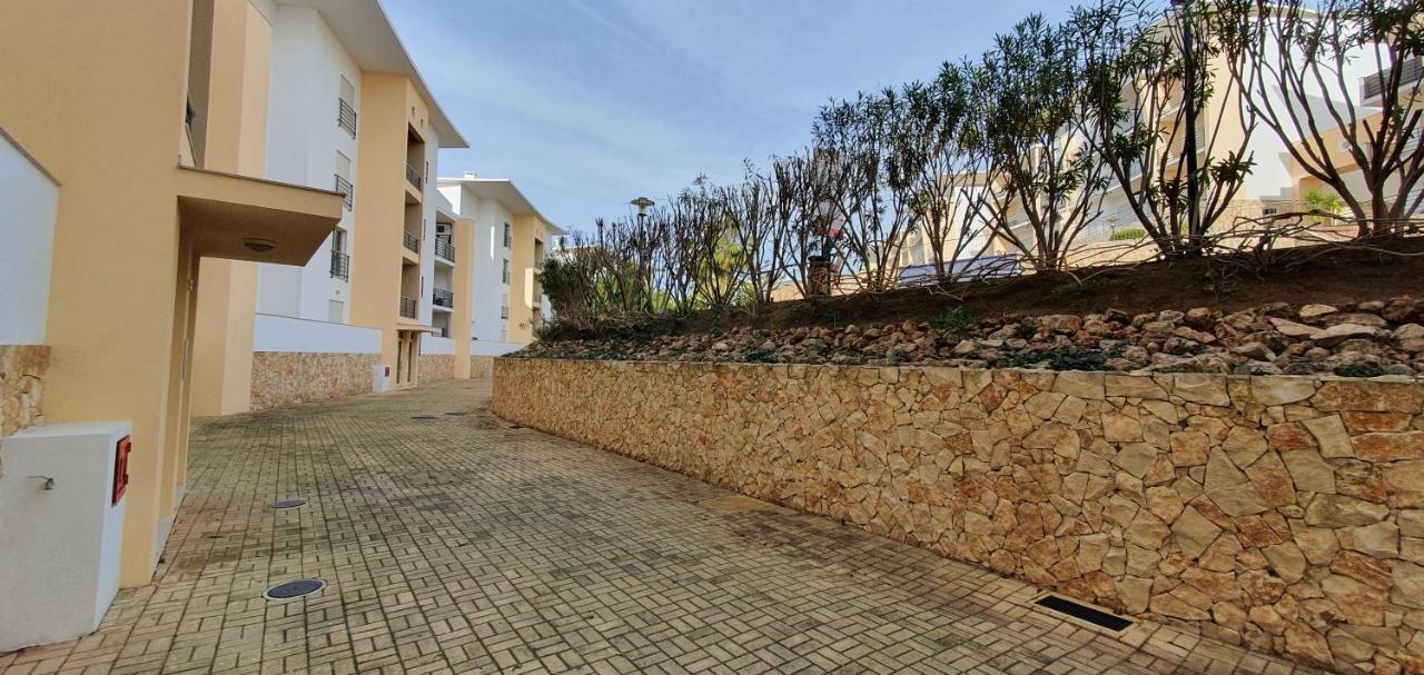 Costa Apartment *