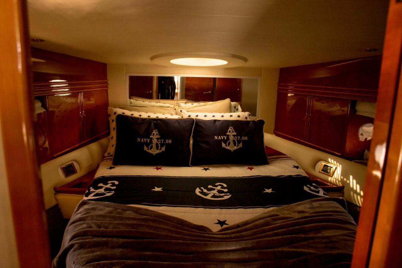 Aquadouro Yacht Radames - Sleep Boat Experience Botel *