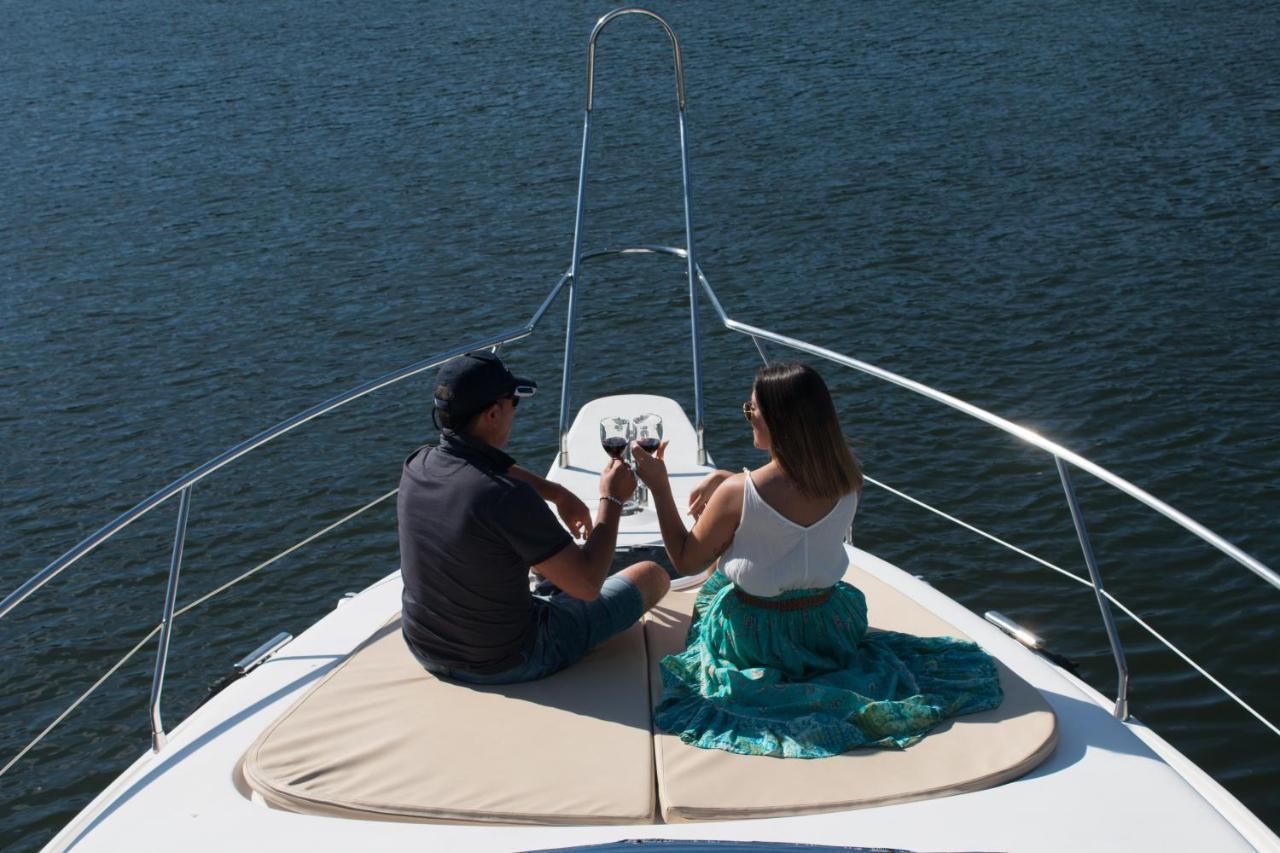 Aquadouro Yacht Radames - Sleep Boat Experience