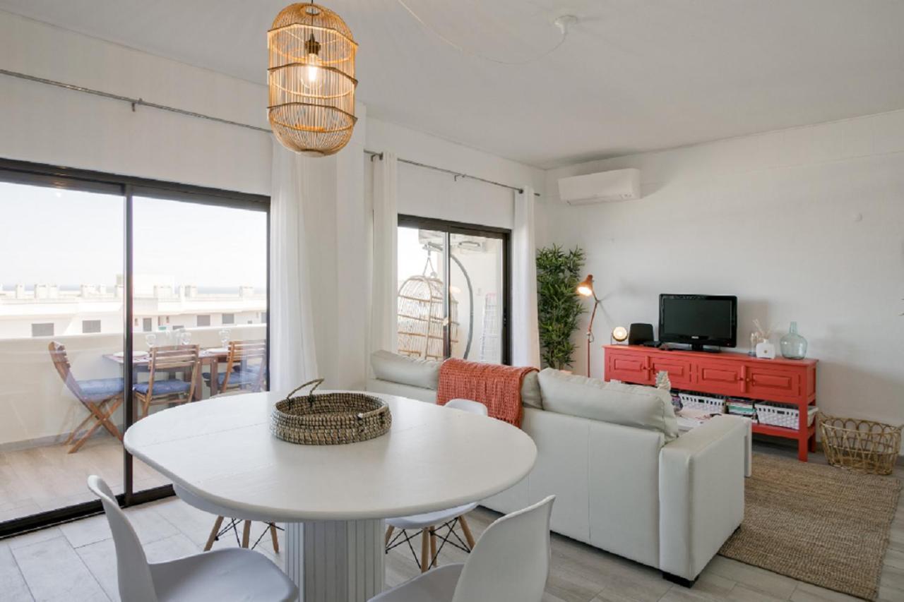 Wow Sea View, 200mts To & 10 Min To Downtown Apartment *