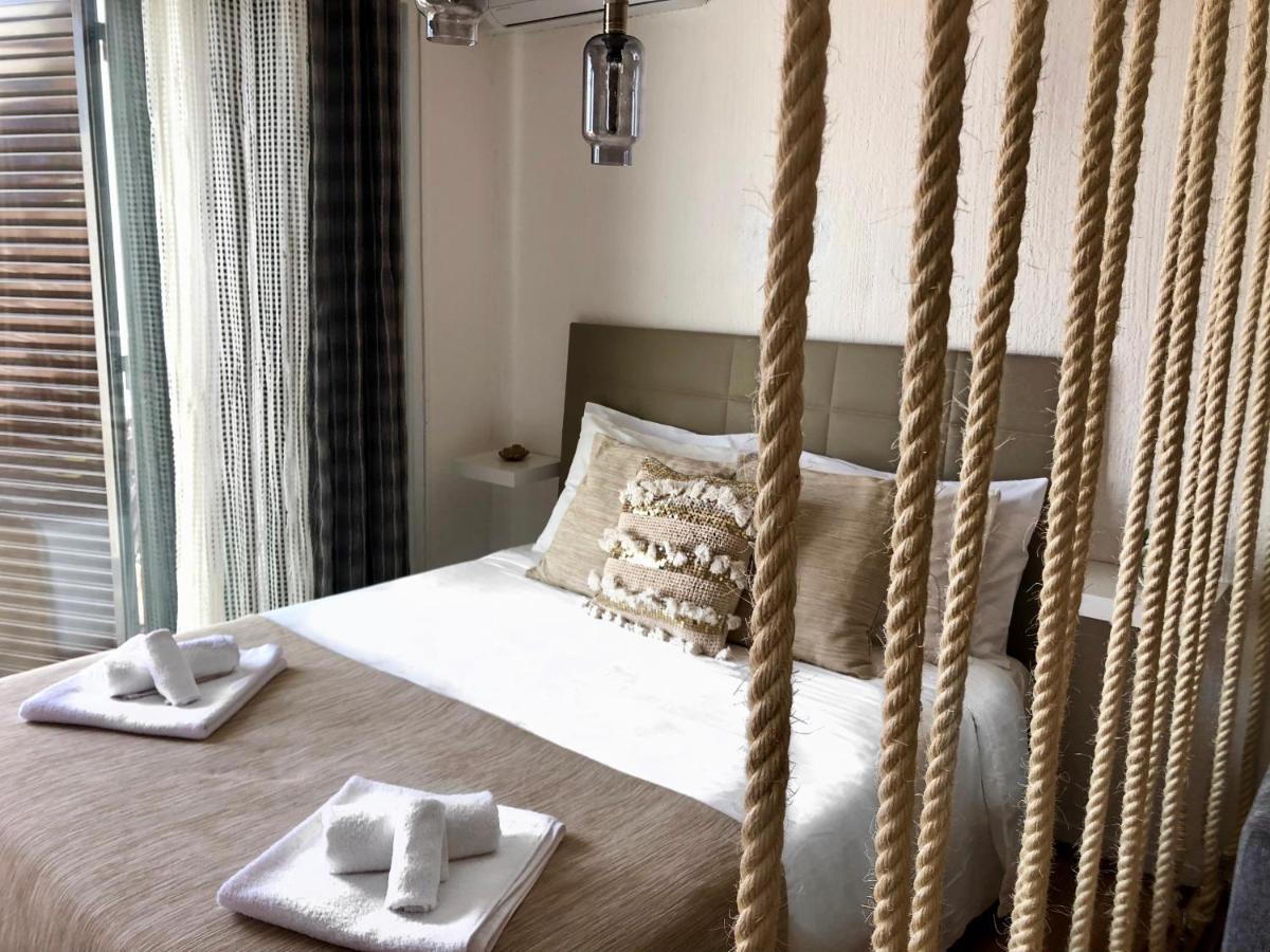 Cozy And Stylish Just 800m From The - New On Booking! Apartment