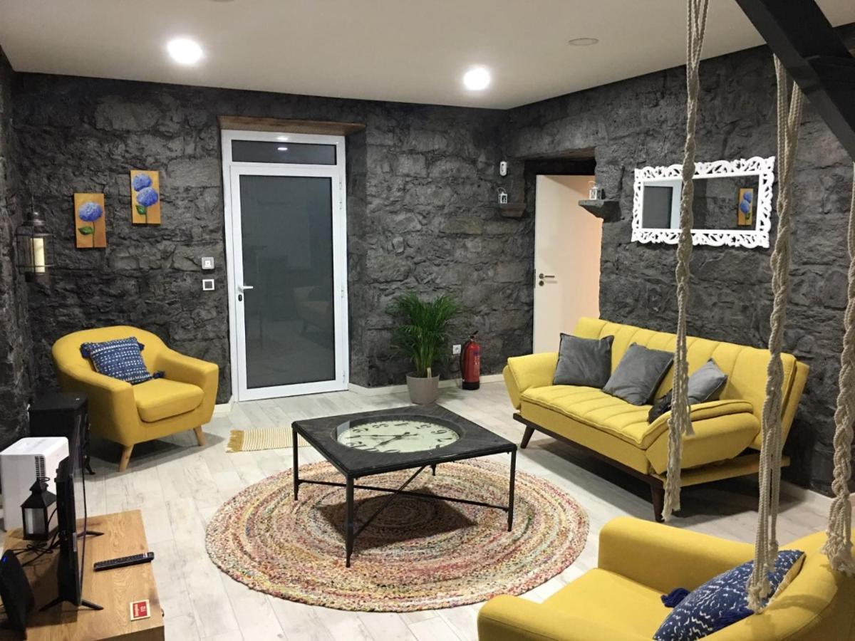 Granary's House * Sete Cidades