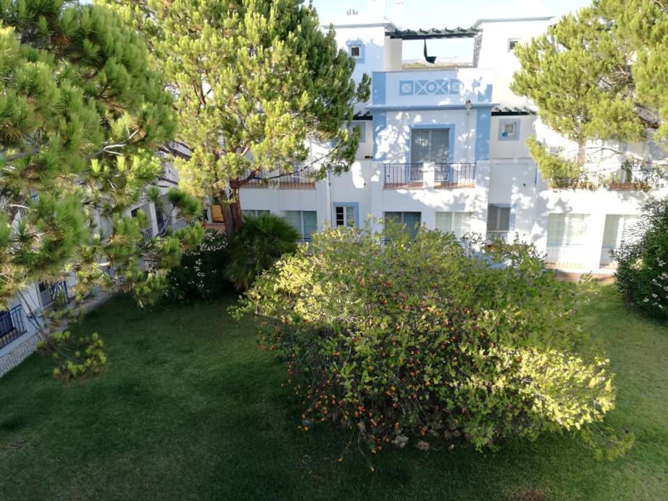 Garden Villa, Cosy House By The Sea *
