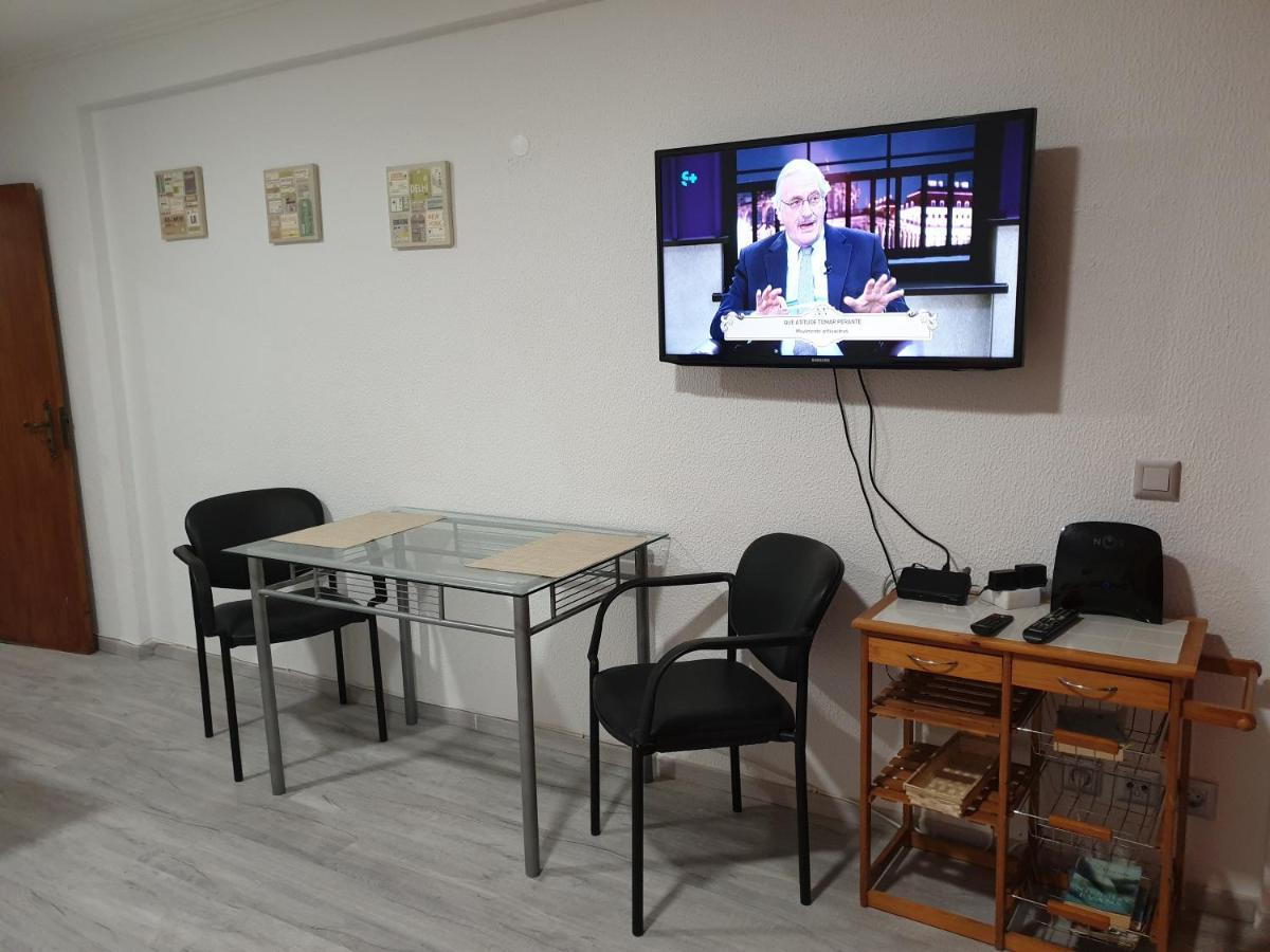 Qiu Apartment *