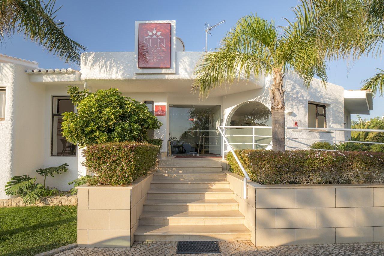 Aparthotel Ancora Park - Sunplace & Lagos
