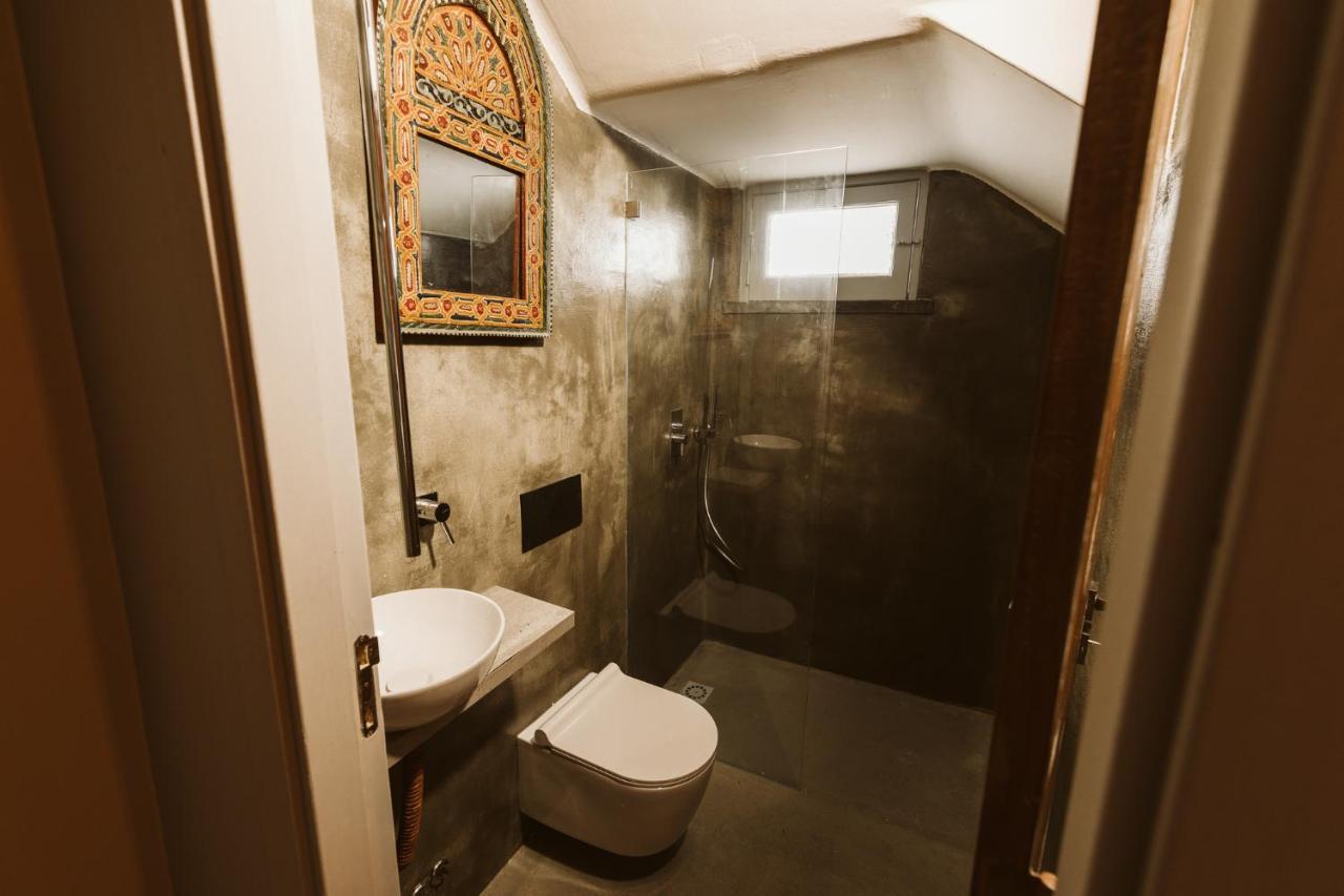 Naga Laut Surf Villa Guest house