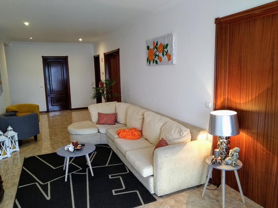 Guest house Casa Caloura, Quarto Deluxe Beautiful View *