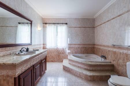 Casa Caloura, Quarto Deluxe Beautiful View Guest house Agua de Pau