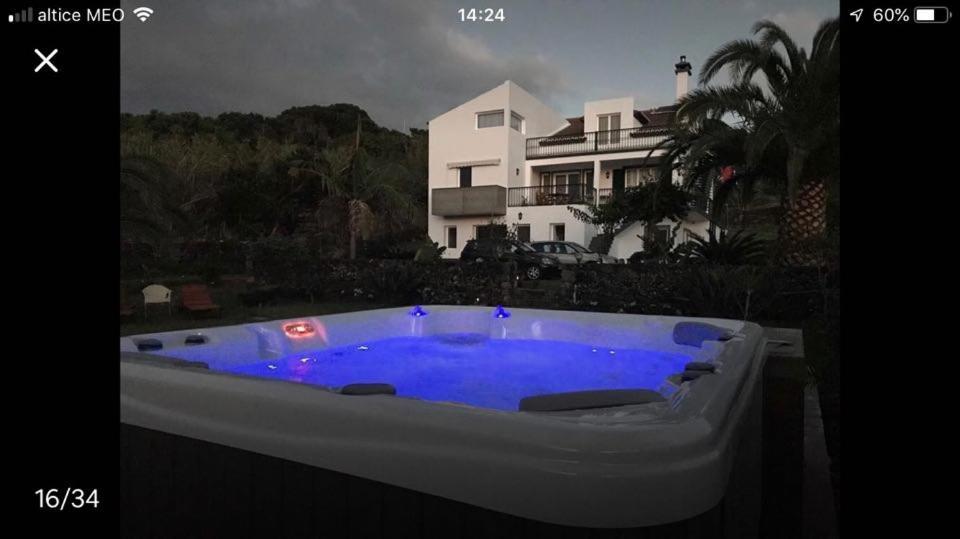 Guest house Casa Caloura, Quarto Deluxe Beautiful View