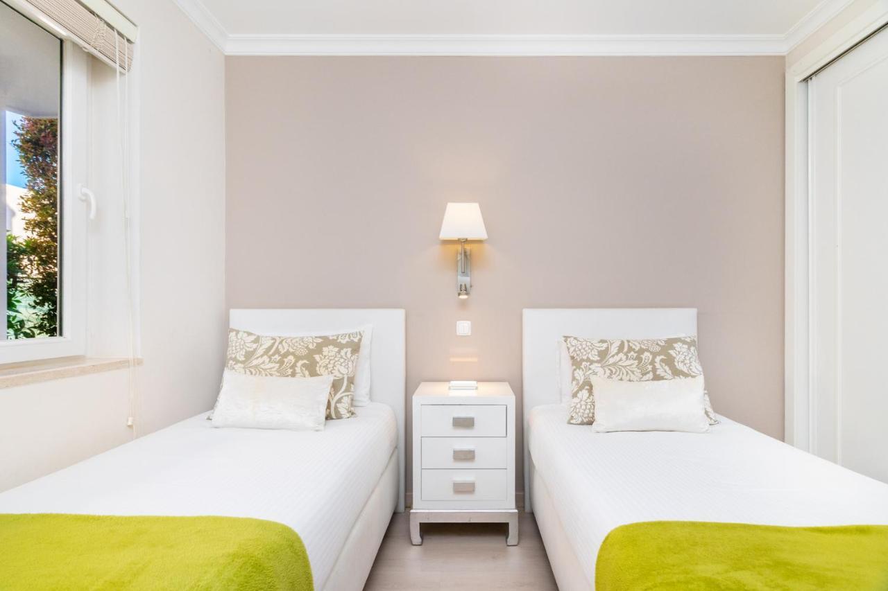 Whome | Prime Hideaway Luxury Villa Quarteira