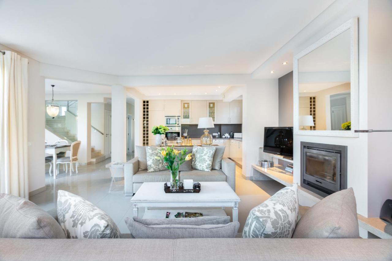 Whome | Prime Hideaway Luxury Villa Quarteira