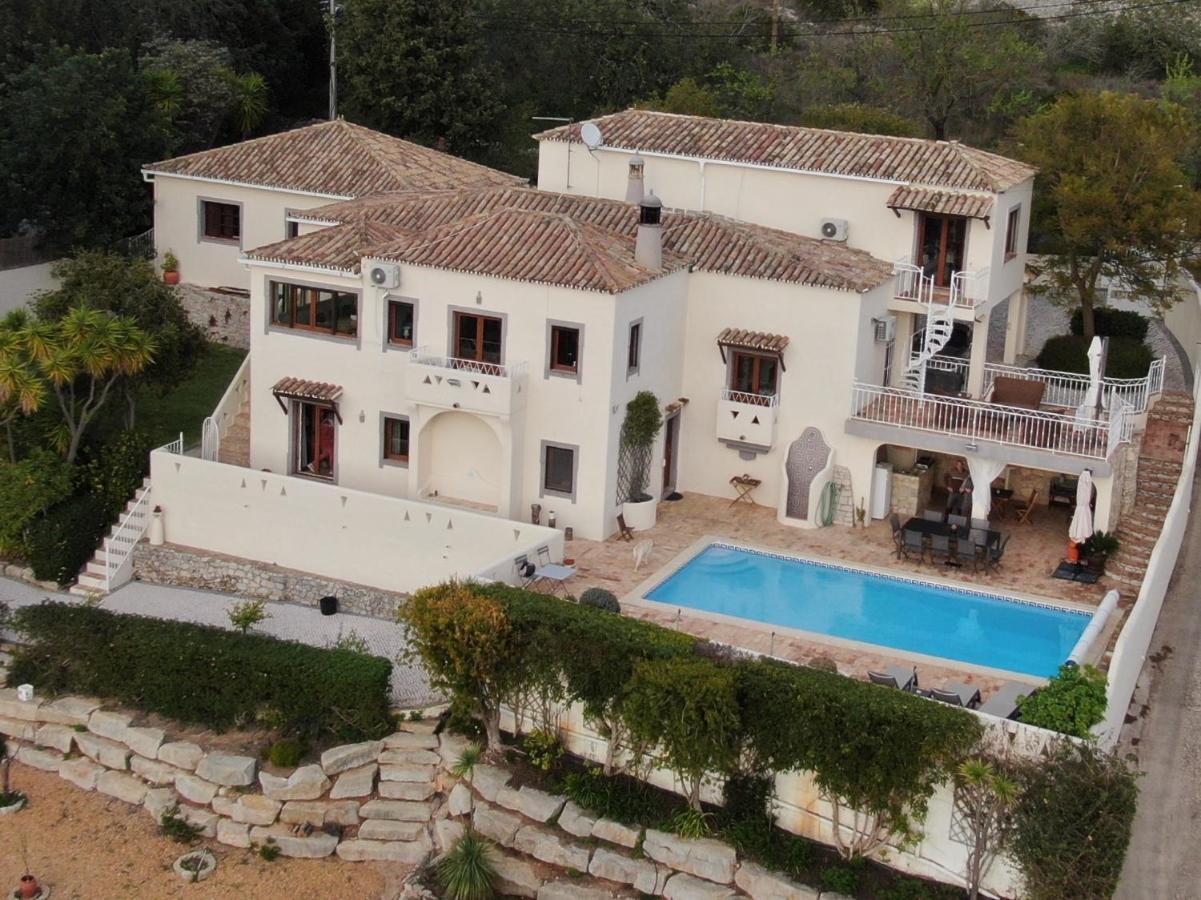 Felicidade Bed & Breakfast Loule