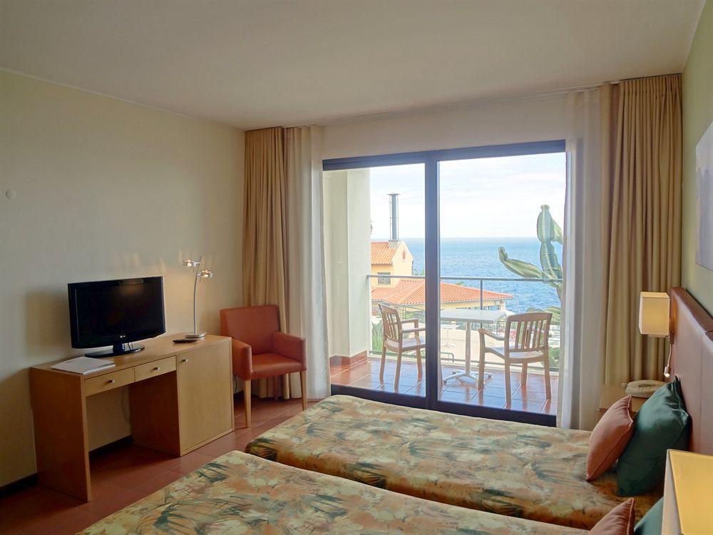 Cais Da Oliveira Hotel Canico (Madeira)