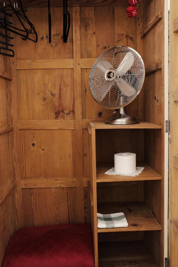 6/4 De Sado Guest house