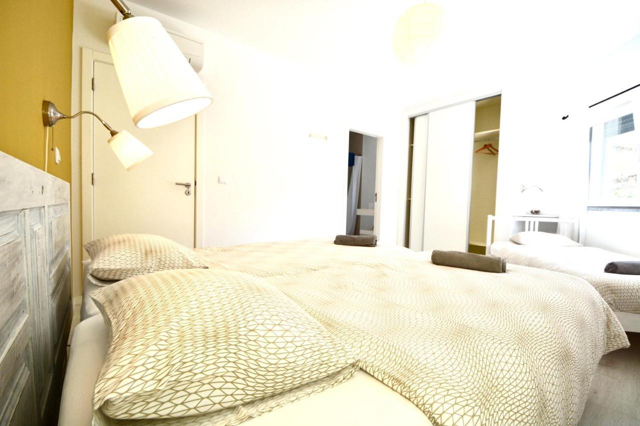 The Maverick Surfvillas Hostel