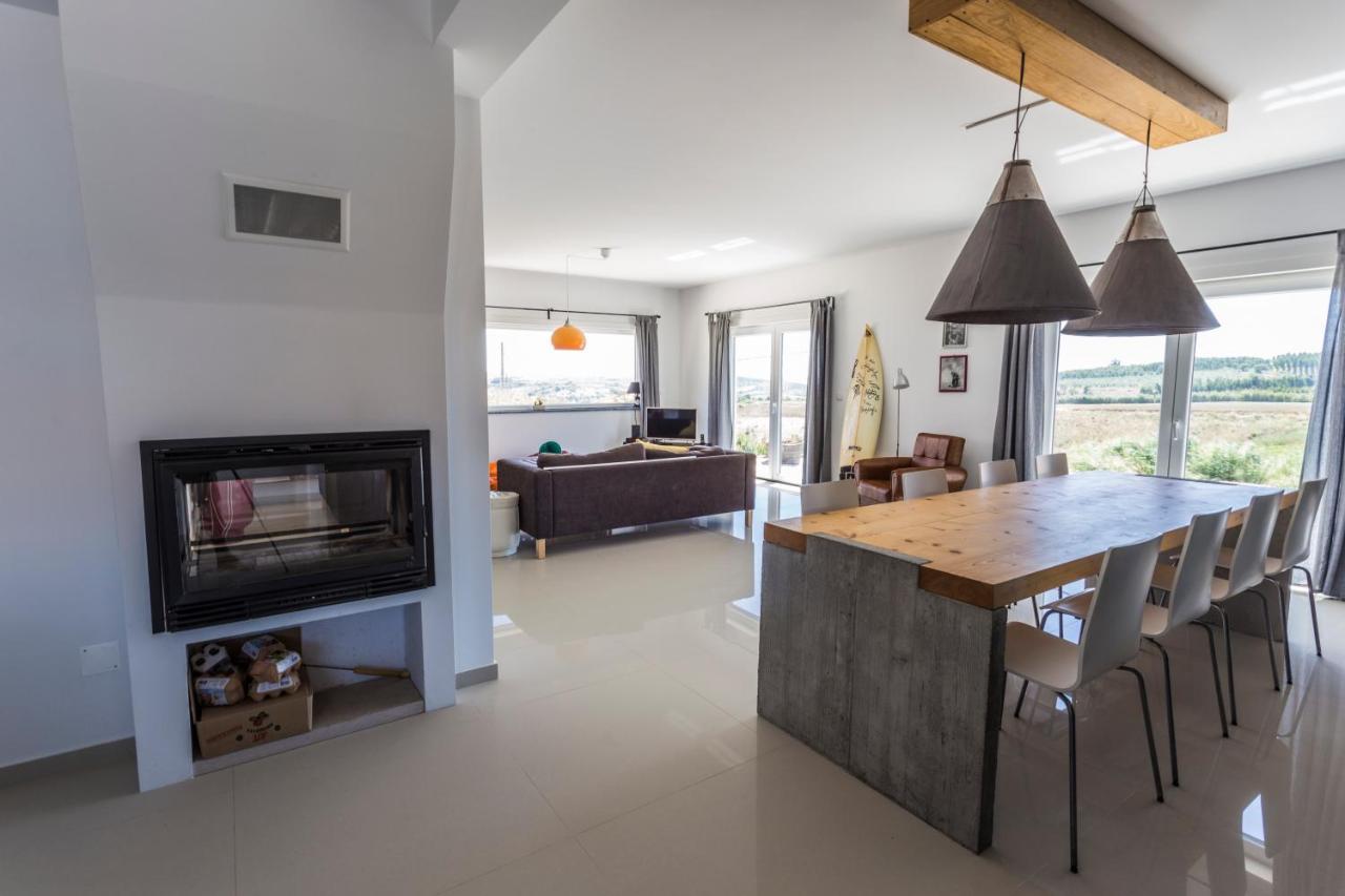 The Maverick Surfvillas Hostel Lourinha (Lisbon)