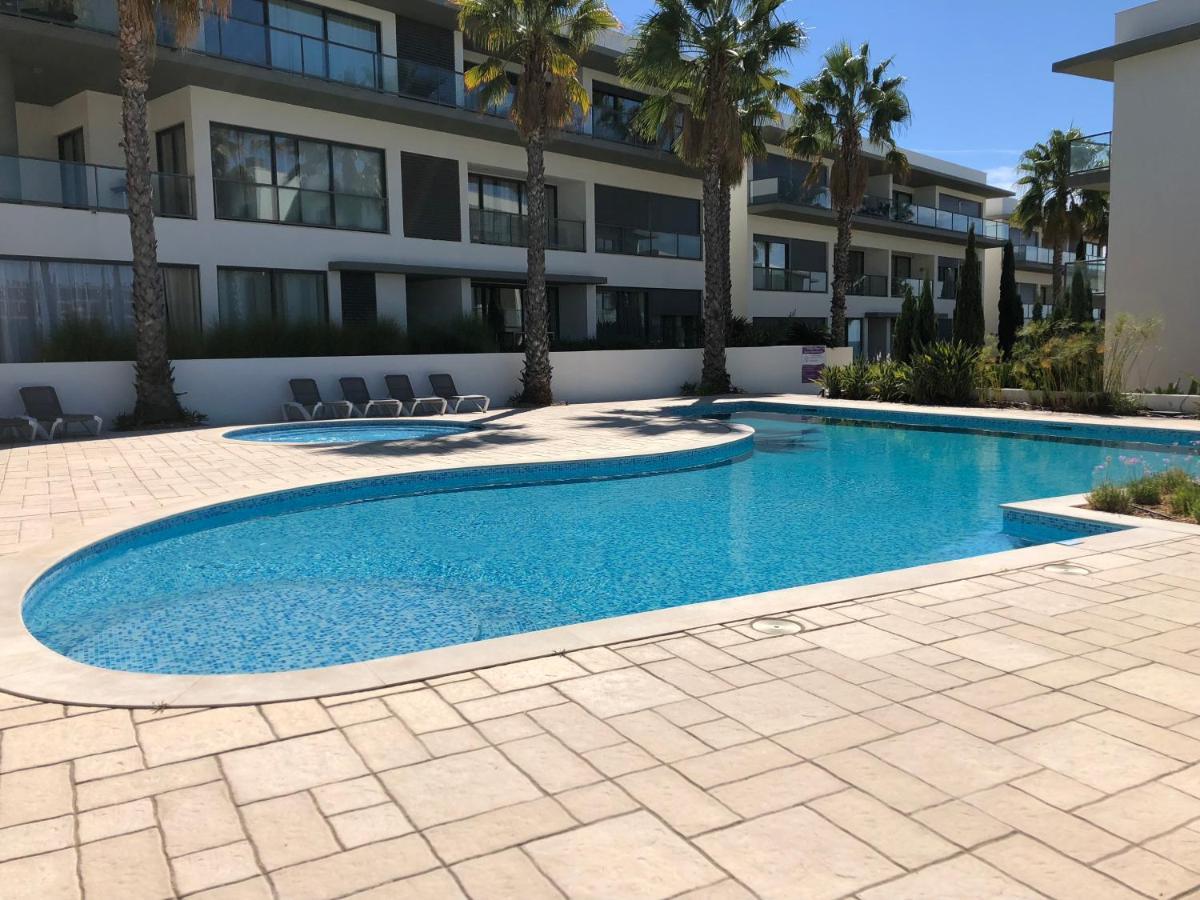 Cavalo Preto Luxury - C201 Apartment Quarteira