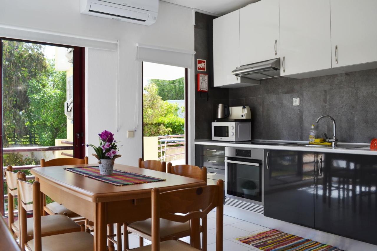 Apartment Tower House Rocha *