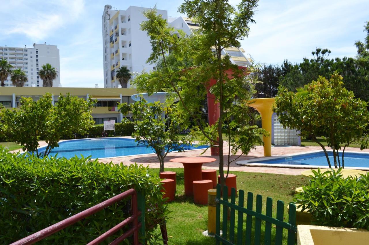 Tower House Rocha Apartment *