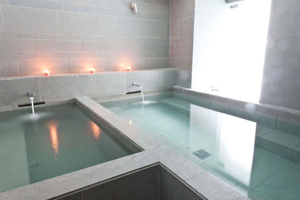 Palace & 4* Curia