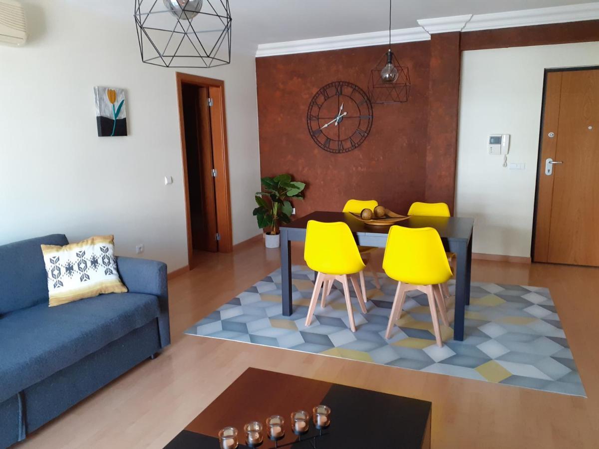 Alfarrobeira Mar Apartment *